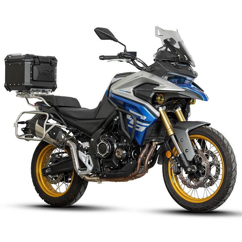 VOGE DS525X equipaggiata con i fari ausiliari LOBOO L7