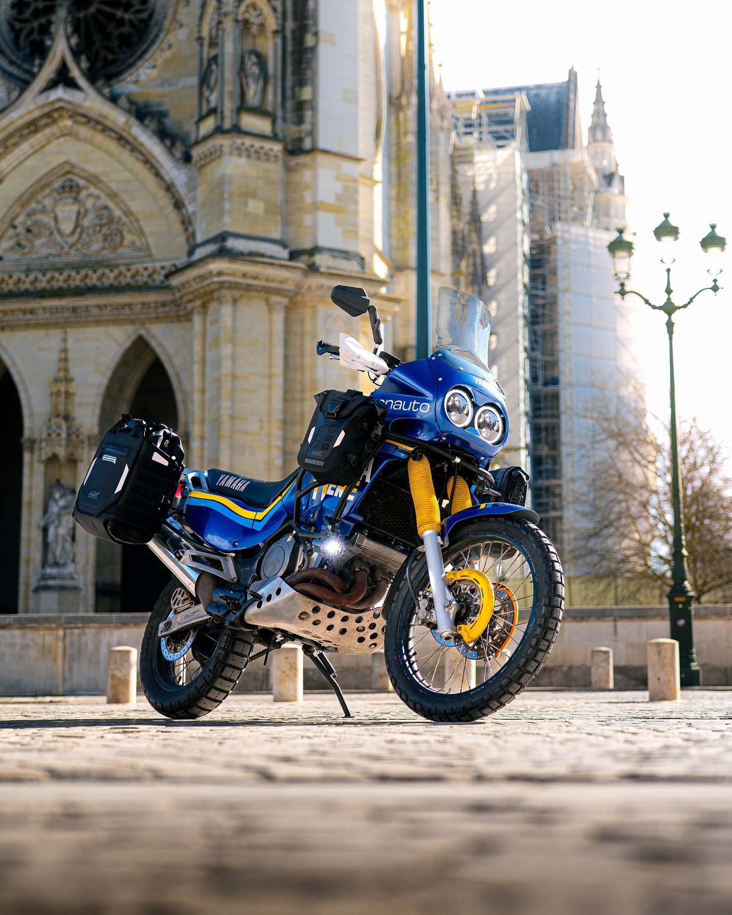Piastra cavalletto LOBOO CJC862 per Yamaha XMAX 300 – dettaglio 22