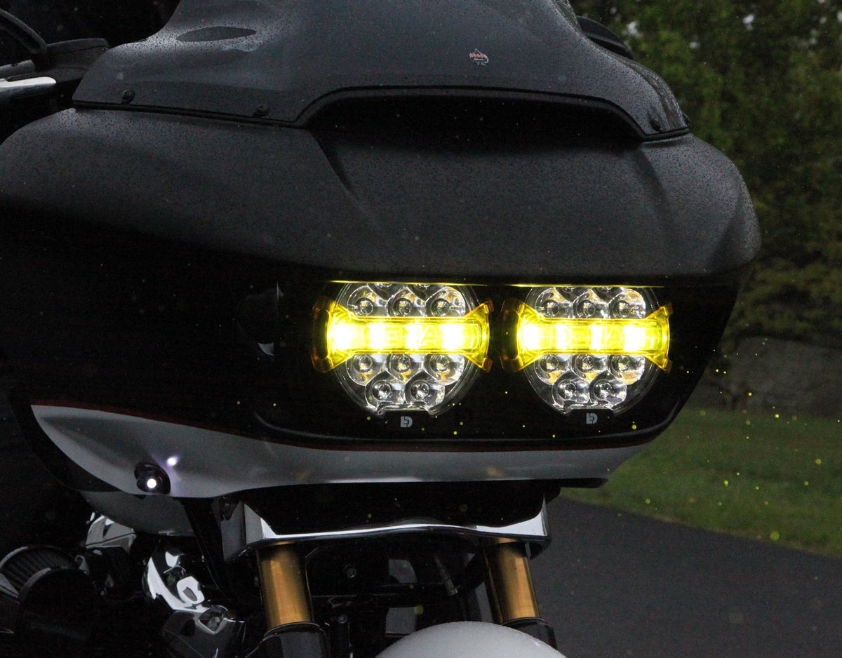 Fari D14 Destroyer DENALI montati nella carena della Harley-Davidson Road Glide