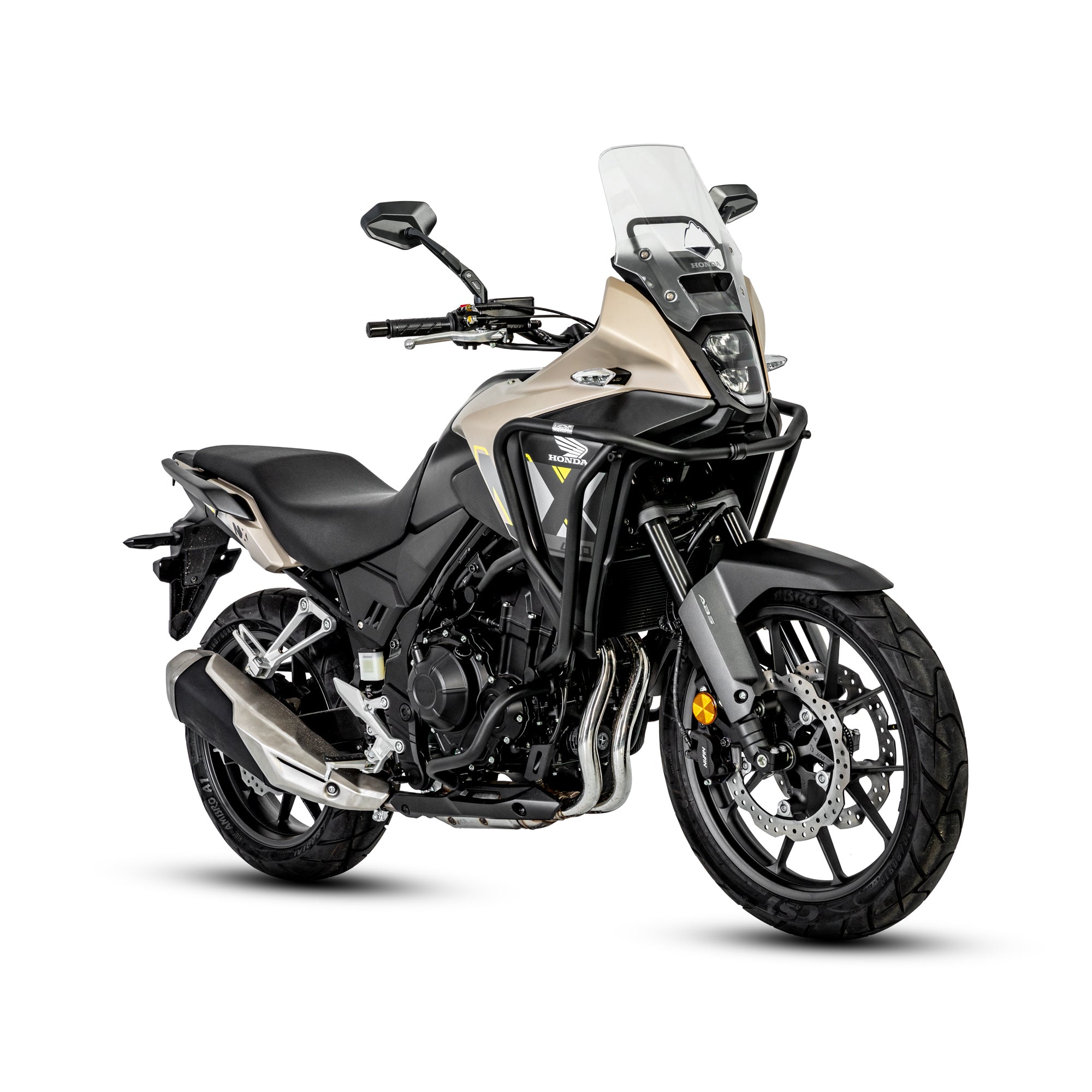 Honda NX400 con crash bar LOBOO CHG289 nero, vista tre quarti anteriore destra