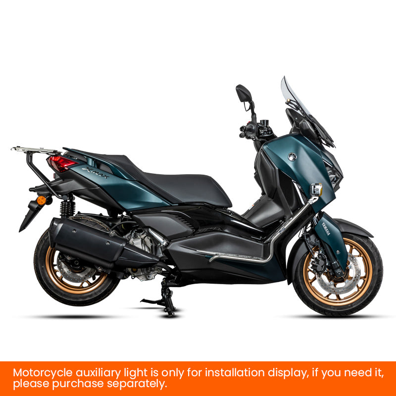 Crash bar LOBOO CHG862 argento montato su Yamaha XMAX 300, vista laterale sinistra