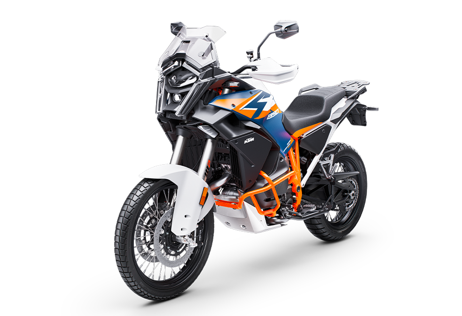 KTM 1390 Super Adventure R 2026 vista anteriore tre quarti con cerchio a raggi da 21 pollici e barre paramotore