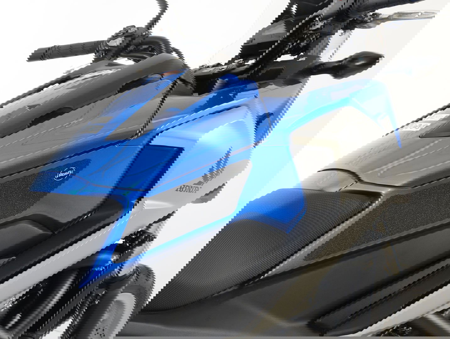 Adesivi antiscivolo serbatoio HONDA NC 750 X '16 chiaro