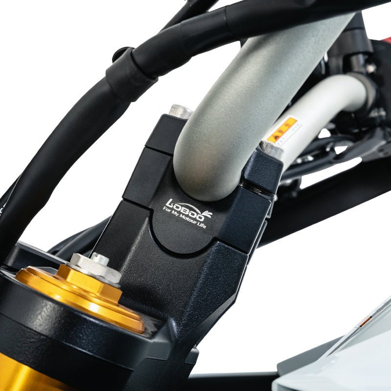 Riser LOBOO CJG421 con logo inciso sul fianco