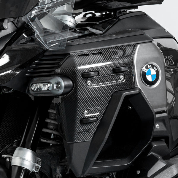 Protection de radiateur en carbone pour BMW R 1300 GS Adventure | 235 g la paire contre 416 g pour les pièces d’origine, brillante ou mate