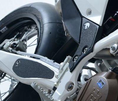 Kit 4pz.adesivi anti-scivolo paratacco Husqvarna FS 450 '15- nero (sopra pedane su forcellone)