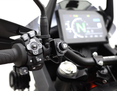 Interruttore DialDim DENALI montato al manubrio della KTM 1290 Super Adventure