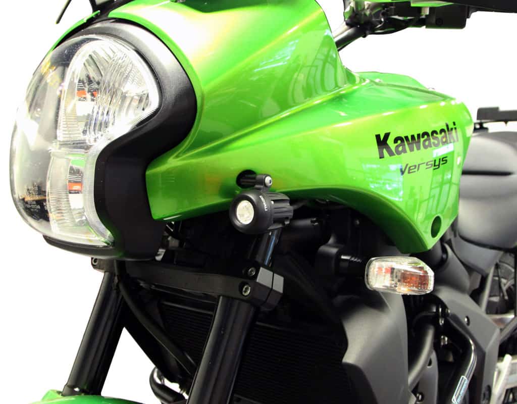 Staffa in acciaio verniciato DENALI per faretti su Kawasaki Versys 650