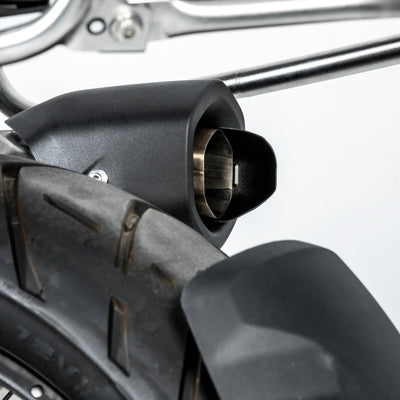Deflettore CPQ131 montato sul terminale OEM della BMW R 1300 GS