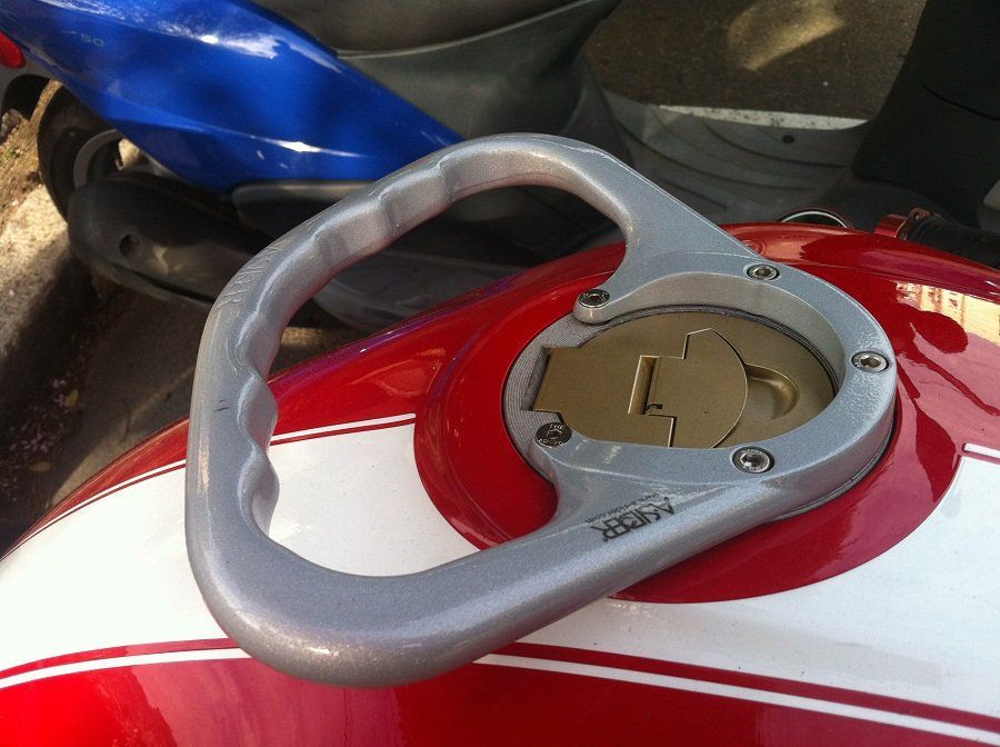 Maniglia passeggero MV Agusta - Ducati - Cagiva | DR01 - 2266 - ENDURRAD