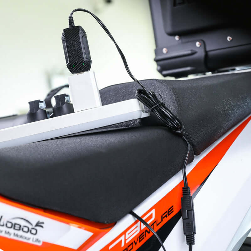 Mini chargeur de batterie moto C20Pro 12V | Compact, sûr, universel - Endurrad.com