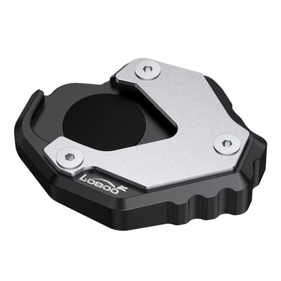 Piastra cavalletto LOBOO CJC332 per Honda X-ADV 750, vista di tre quarti: base nera e copertura in acciaio inox