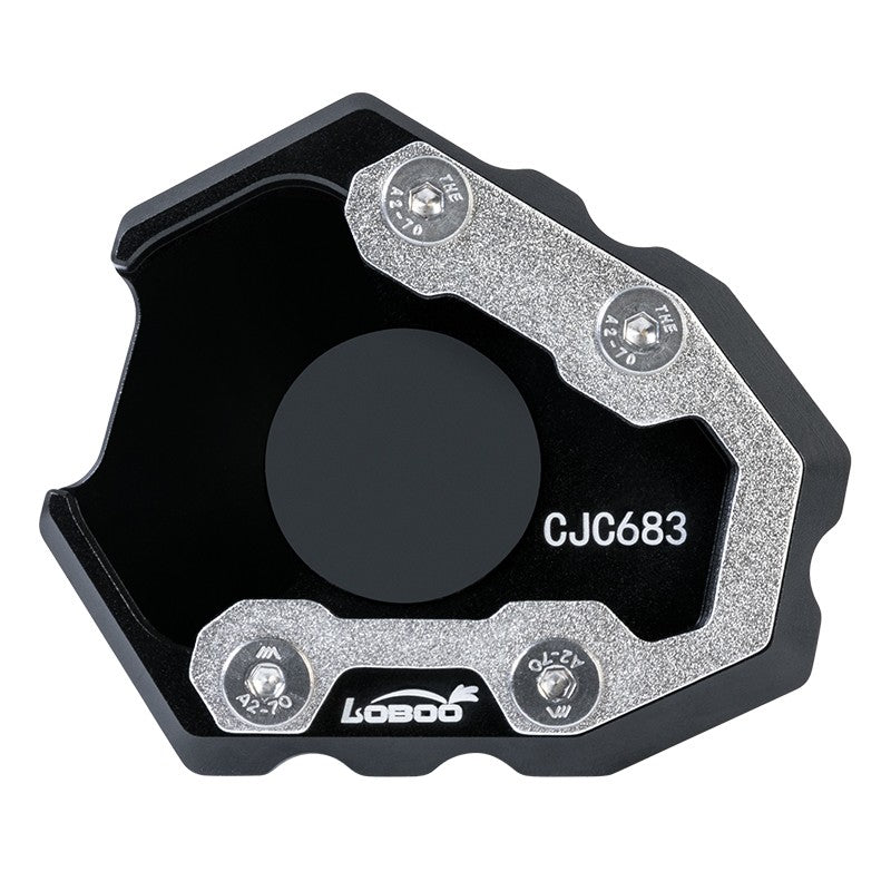Piastra cavalletto LOBOO CJC683 per Benelli TRK 552X vista dall'alto, base nera in alluminio e cover in inox 304