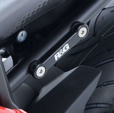 Placchette copri fori poggiapiedi posteriori (paio) c/supporto serbatoio, Yamaha MT-07, silver
