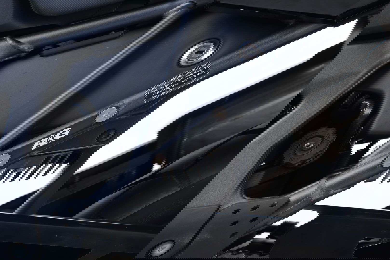 Placchette copri fori poggiapiedi posteriori (paio), Honda CRF1000L Africa Twin