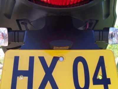 Portatarga Aprilia RS 125 '06- (per anni '10- utilizzabile solo con minifrecce)