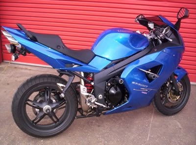 Portatarga, Triumph Sprint St '05-