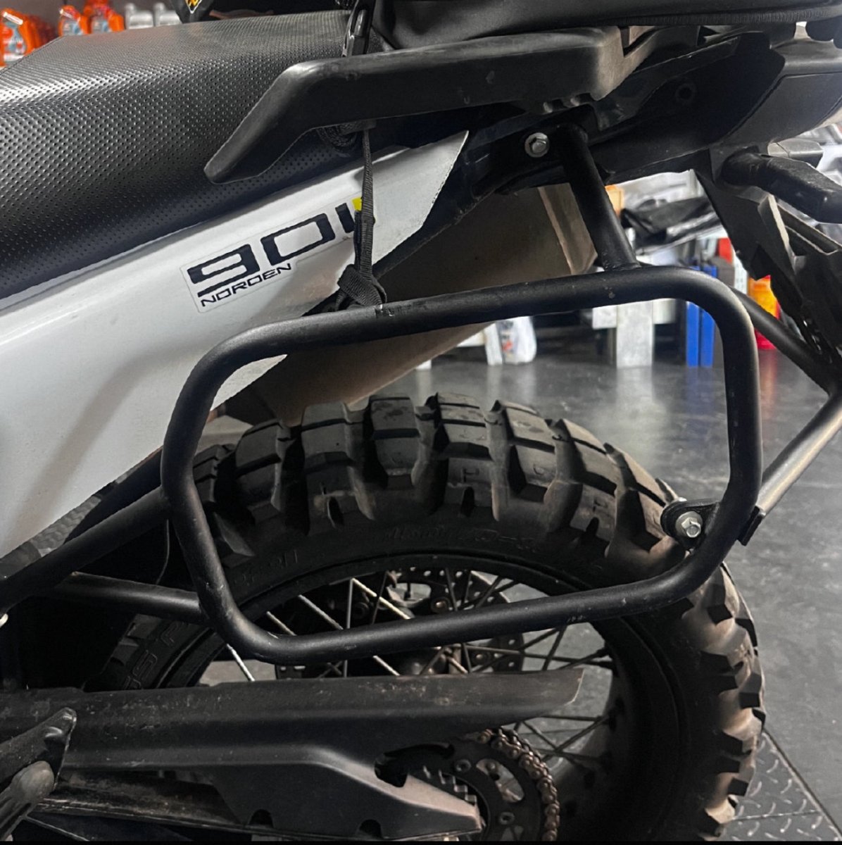 Set Portapacchi Husqvarna Norden 901 - Telaietti Laterali Tubolari 19mm - ENDURRAD