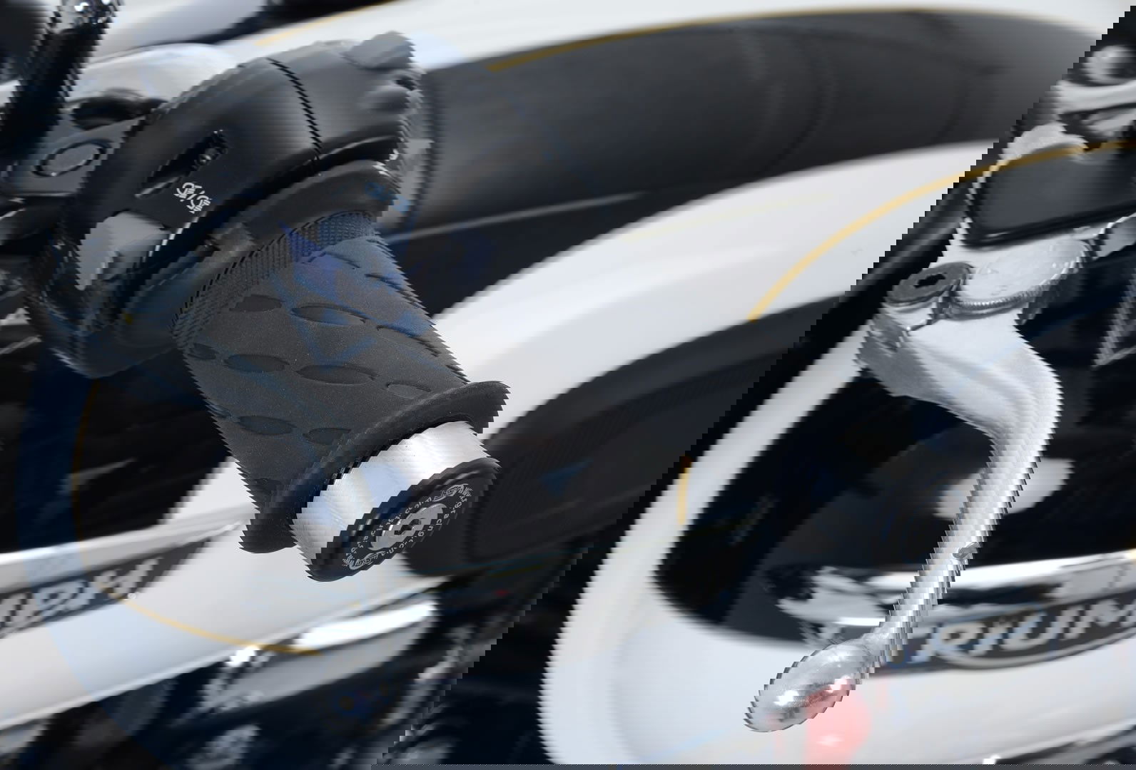 Stabilizzatori / tamponi manubrio, Triumph T120 Bonneville / Bonneville Bobber '17- (senza specchi bar-end) / Street Cup '17- (s