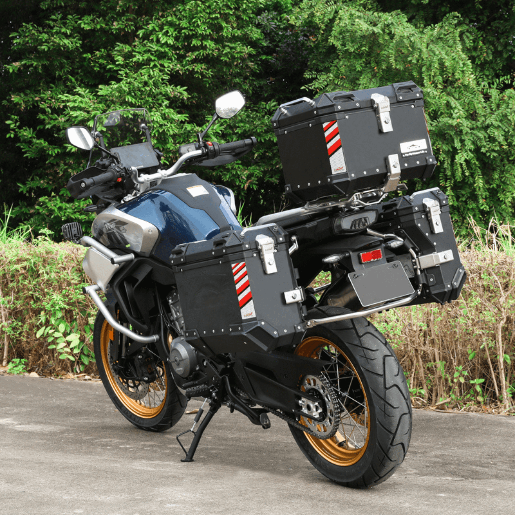 Valises latérales CFMOTO 800MT - LOBOO PIKE TRACKER - Endurrad.com